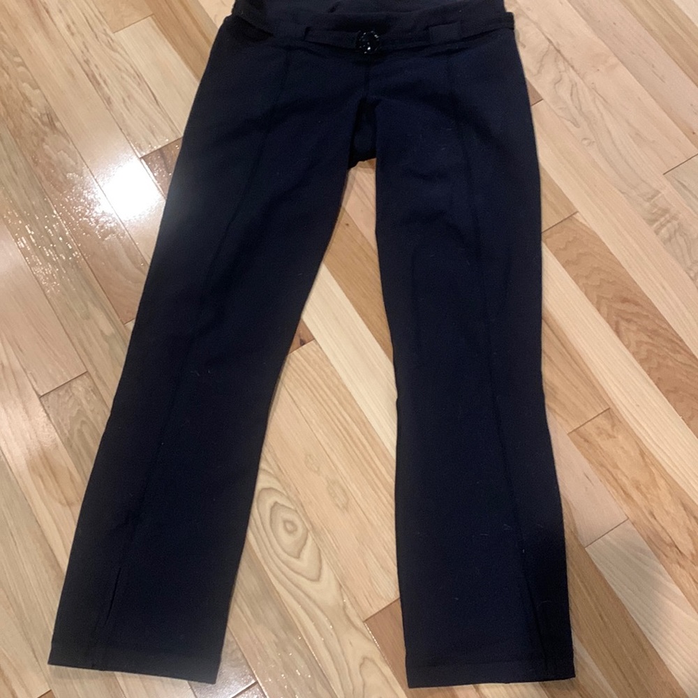 Lululemon belted Capri, size 6